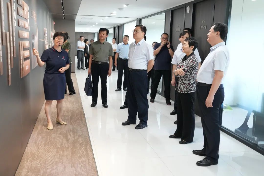 省人大常委会委员、监察和司法委员会副主任委员王金城一行莅临载