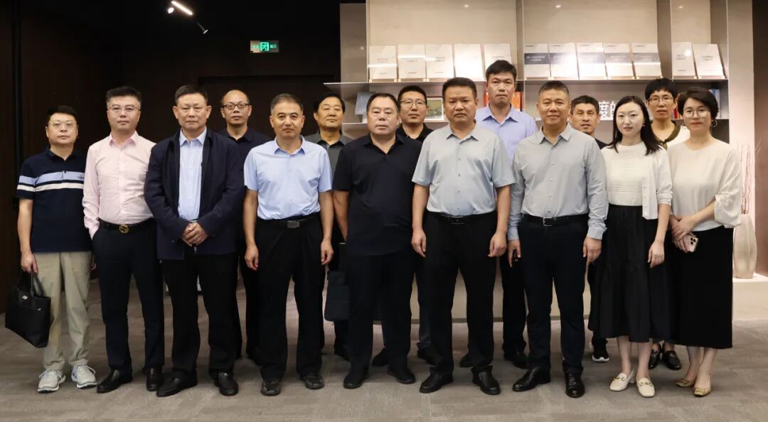 肥城市司法局副局长许良率队到访载熙济南，共话法律服务发展