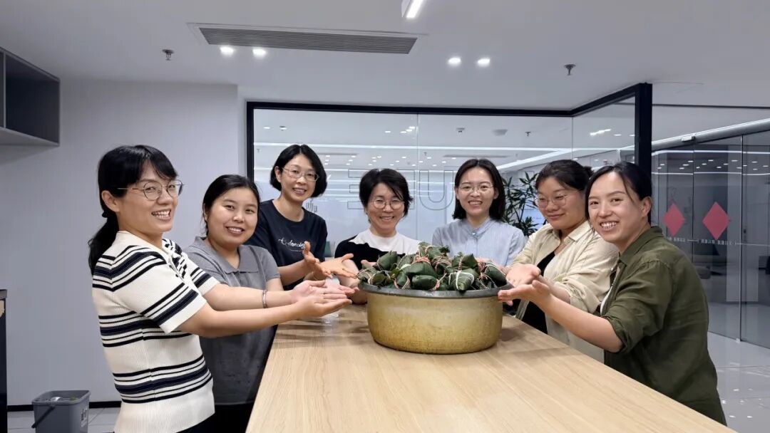 粽叶飘香遇生辰｜载熙律所端午生日会，双份温情共赴美好